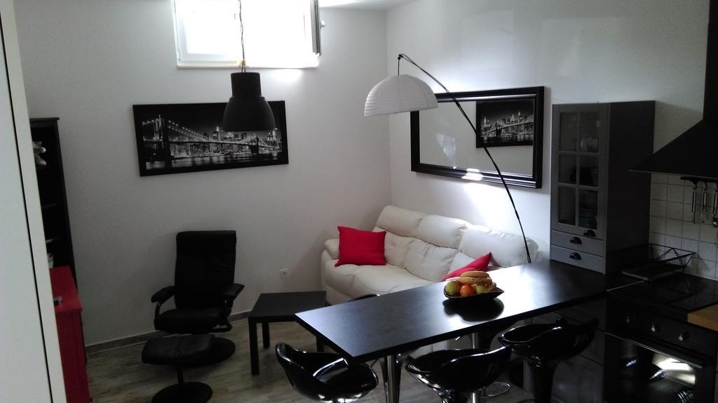 Apartment Plutus 비오그라드나모루 외부 사진